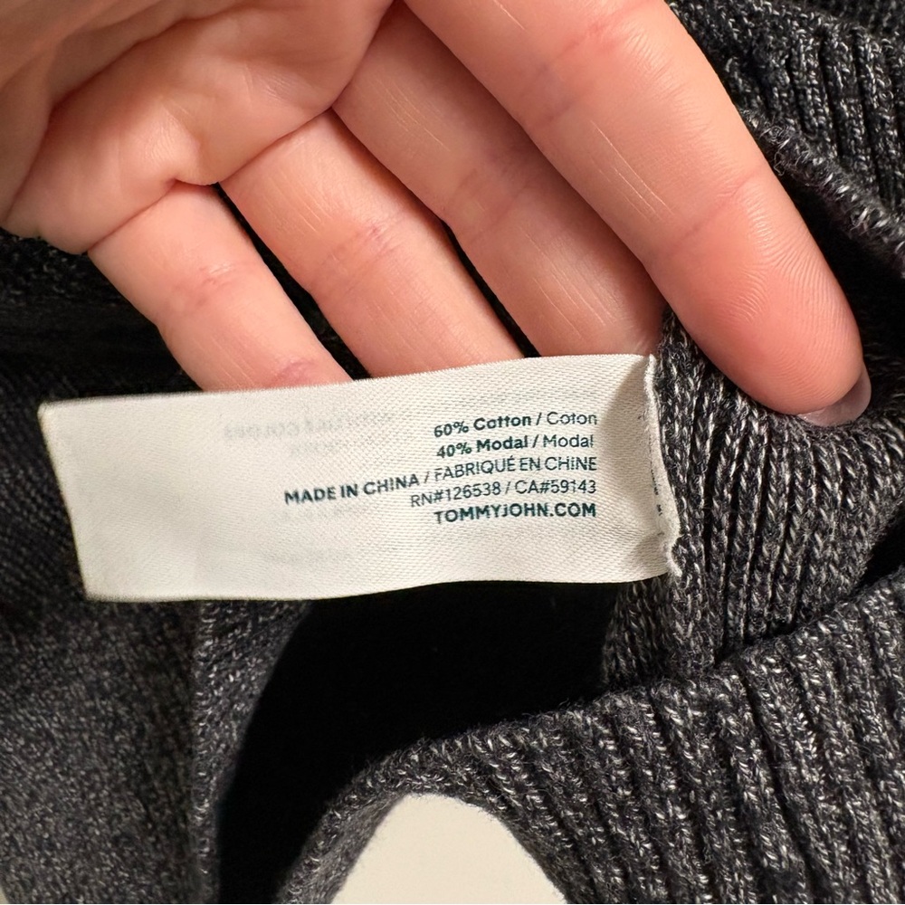 Tommy John Men's Gray Quarter Zip Cotton Blend Sweater - Size Medium‎ - Picture 6 of 8